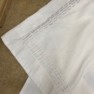 HOTEL White Pillow Shams with Embroidered Border (Pair)